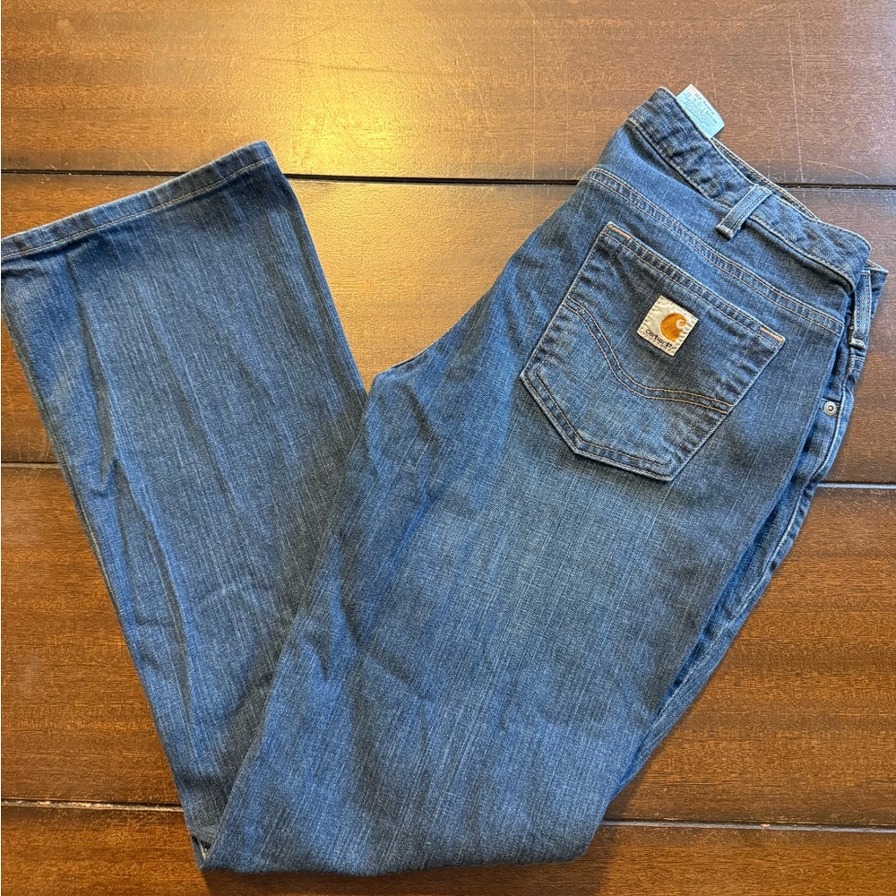 Carhartt Women’s Curvy Jeans – 10x32 – Excellent Condition